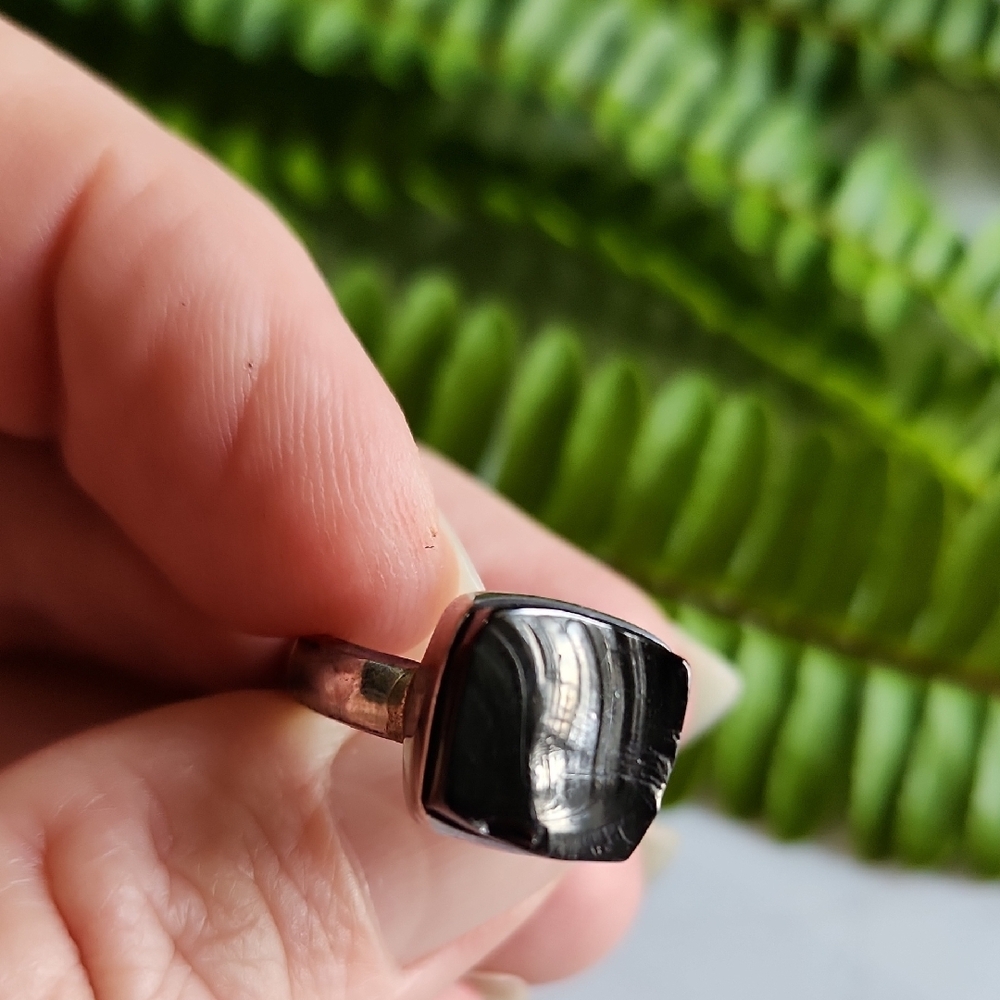 Elite Shungite Silver Ring - Picture 6 of 7